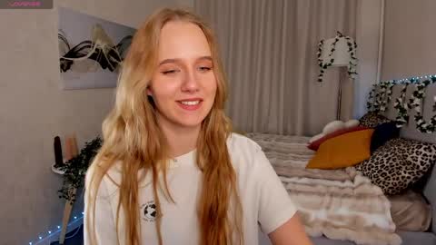 Casey sweeet online show from 04-01-26, 03:31