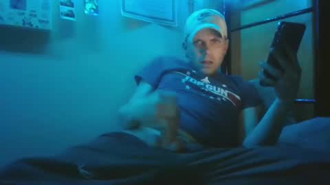 Snapshot of caseyjoexo chatting on 01-10-26, 04:36 Casey Joe online show from 01-10-26, 04:36