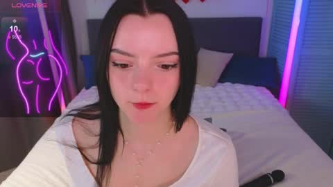 Snapshot of caseykissing chatting on 05-07-26, 02:22 caseykissing online show from 05-07-26, 02:22