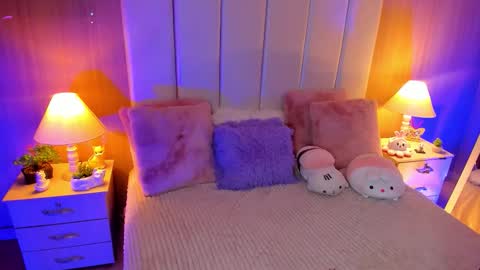 Casey Pierce  New Account online show from 11-04-25, 08:08