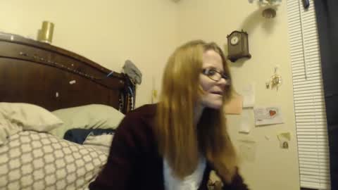 Snapshot of casidy1 chatting on 02-21-25, 02:06 casidy1 online show from 02-21-25, 02:06