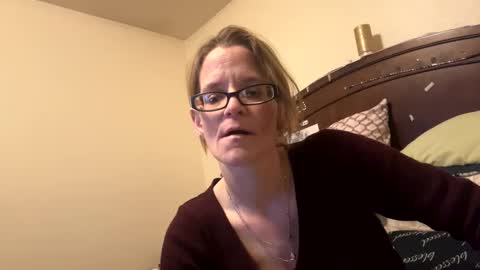 Snapshot of casidy1 chatting on 02-21-25, 09:34 casidy1 online show from 02-21-25, 09:34