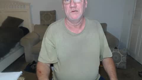 Snapshot of casinocam chatting on 02-20-25, 11:54 CasinoCam online show from 02-20-25, 11:54