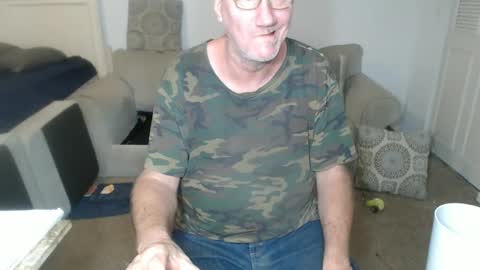 Snapshot of casinocam chatting on 02-27-25, 07:04 CasinoCam online show from 02-27-25, 07:04