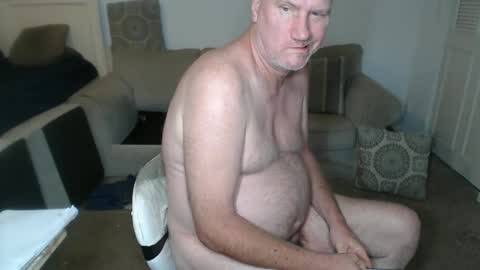 Snapshot of casinocam chatting on 03-06-25, 01:48 CasinoCam online show from 03-06-25, 01:48