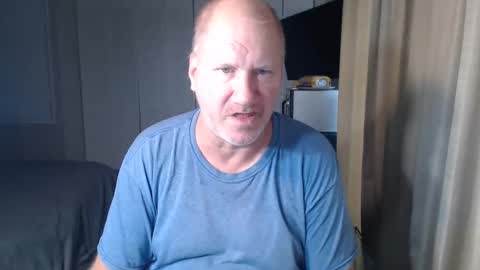 Snapshot of casinocam chatting on 09-11-25, 02:28 CasinoCam online show from 09-11-25, 02:28