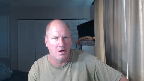 Snapshot of casinocam chatting on 09-22-25, 06:54 CasinoCam online show from 09-22-25, 06:54