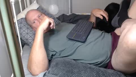 Snapshot of casinocam chatting on 09-29-25, 08:46 CasinoCam online show from 09-29-25, 08:46