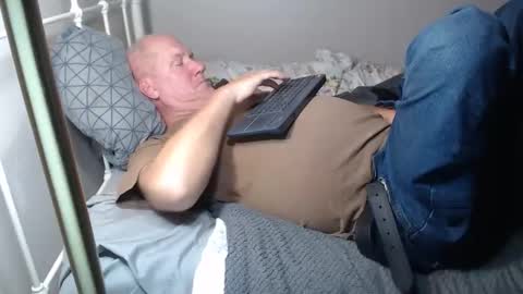 Snapshot of casinocam chatting on 10-30-25, 03:08 CasinoCam online show from 10-30-25, 03:08