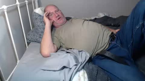 Snapshot of casinocam chatting on 11-06-25, 08:04 CasinoCam online show from 11-06-25, 08:04