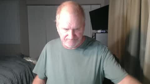 Snapshot of casinocam chatting on 11-27-25, 06:59 CasinoCam online show from 11-27-25, 06:59