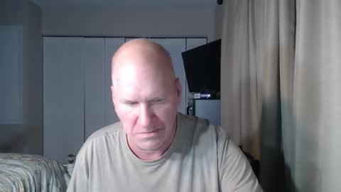 Snapshot of casinocam chatting on 11-30-25, 04:16 CasinoCam online show from 11-30-25, 04:16
