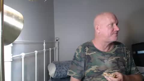 Snapshot of casinocam chatting on 12-03-25, 06:39 CasinoCam online show from 12-03-25, 06:39