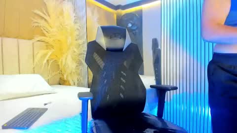 Casper online show from 04-19-26, 12:04