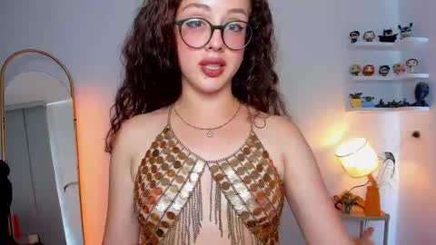 Snapshot of cassandra_caiin chatting on 10-25-25, 06:35 Cassie online show from 10-25-25, 06:35