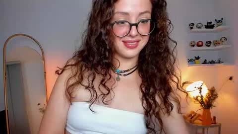 Snapshot of cassandra_caiin chatting on 11-22-25, 02:54 Cassie online show from 11-22-25, 02:54