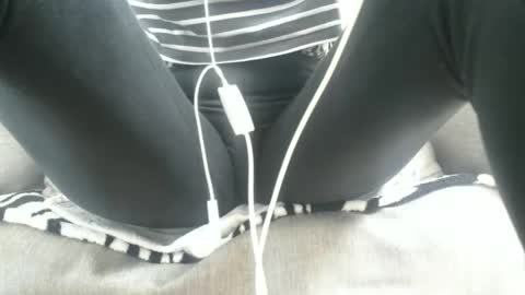 Snapshot of cassandra_joy chatting on 01-06-25, 07:20 Cassandra joy online show from 01-06-25, 07:20