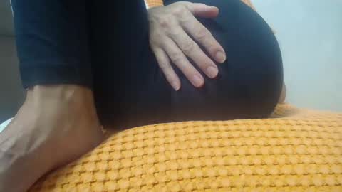 Snapshot of cassandra_joy chatting on 12-16-25, 09:09 Cassandra joy online show from 12-16-25, 09:09