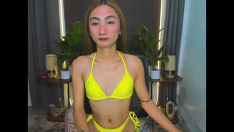 cassandrafoxxx online show from 04-11-26, 06:12