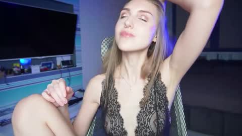 Seductress Cassia  FINDOM AND SADISM  NO NUDE online show from 10-04-25, 03:54