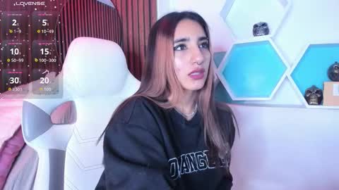 cassidy_evans online show from 11-06-25, 11:33