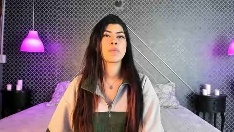 Snapshot of cassie_bloom chatting on 05-13-26, 03:37 cassie_bloom online show from 05-13-26, 03:37
