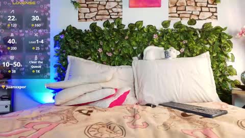 Casie  online show from 02-12-25, 10:59