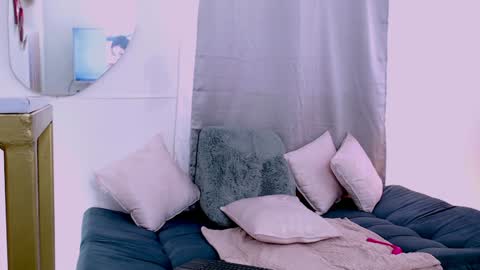 Susana independent model online show from 12-30-24, 05:23