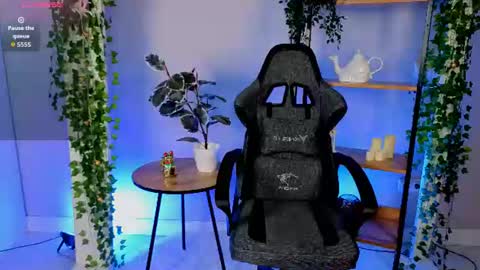 Cassie online show from 07-18-26, 08:56