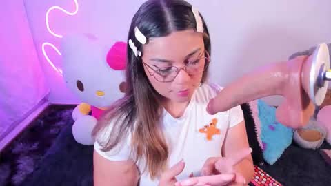 Snapshot of cassiebigass_ chatting on 02-13-26, 10:06 Bela igzaii9r online show from 02-13-26, 10:06