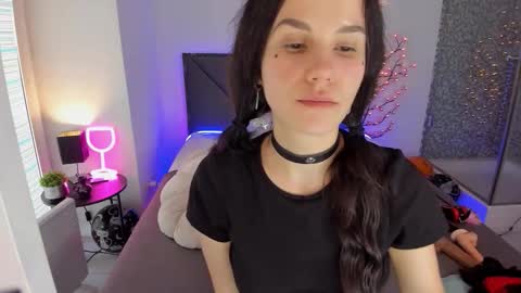 Cassie online show from 11-15-25, 06:55