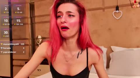 Cassie online show from 03-06-25, 01:37