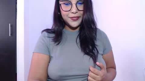 --------Independent model online show from 02-10-26, 08:13