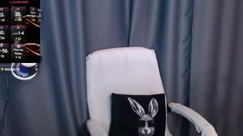 Cassie online show from 01-29-25, 05:24