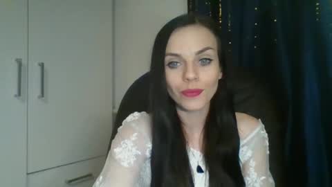 Cassie online show from 10-17-25, 06:54