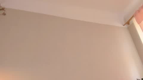  cassandra  online show from 09-19-25, 01:12