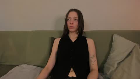  cassandra  online show from 06-22-26, 05:54