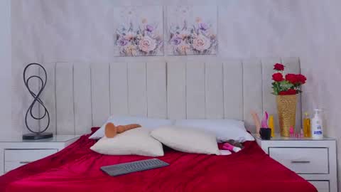 Dani   online show from 07-30-26, 08:52