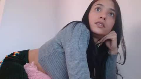 cata_sexy2410 online show from 03-07-25, 09:17