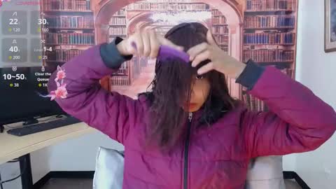 Queen Catalella online show from 12-23-25, 03:15