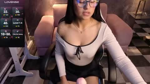 catalella_little_b online show from 06-10-26, 07:46