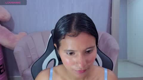 Snapshot of cataleya23_a chatting on 02-08-26, 01:25 cataleya23_a online show from 02-08-26, 01:25