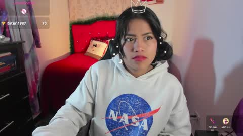 Flor....... online show from 12-13-24, 04:43