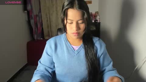 Flor....... online show from 01-08-25, 11:41