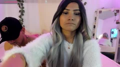 Cata y Roger online show from 10-19-25, 08:20