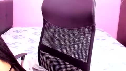 Snapshot of catalina_mommy_squirt chatting on 07-22-26, 12:19 catalina_mommy_squirt online show from 07-22-26, 12:19