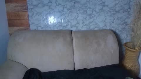 Catalina online show from 11-07-25, 02:39