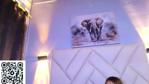 Snapshot of catalina_santana20 chatting on 07-17-26, 02:51 Catalina online show from 07-17-26, 02:51