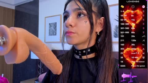 Snapshot of catalina_whore chatting on 12-04-24, 01:58 Catalina online show from 12-04-24, 01:58