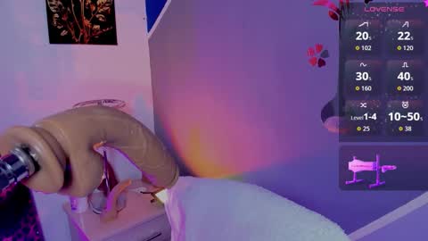 Snapshot of catalina_whore1 chatting on 02-03-26, 06:35 catalina_whore1 online show from 02-03-26, 06:35